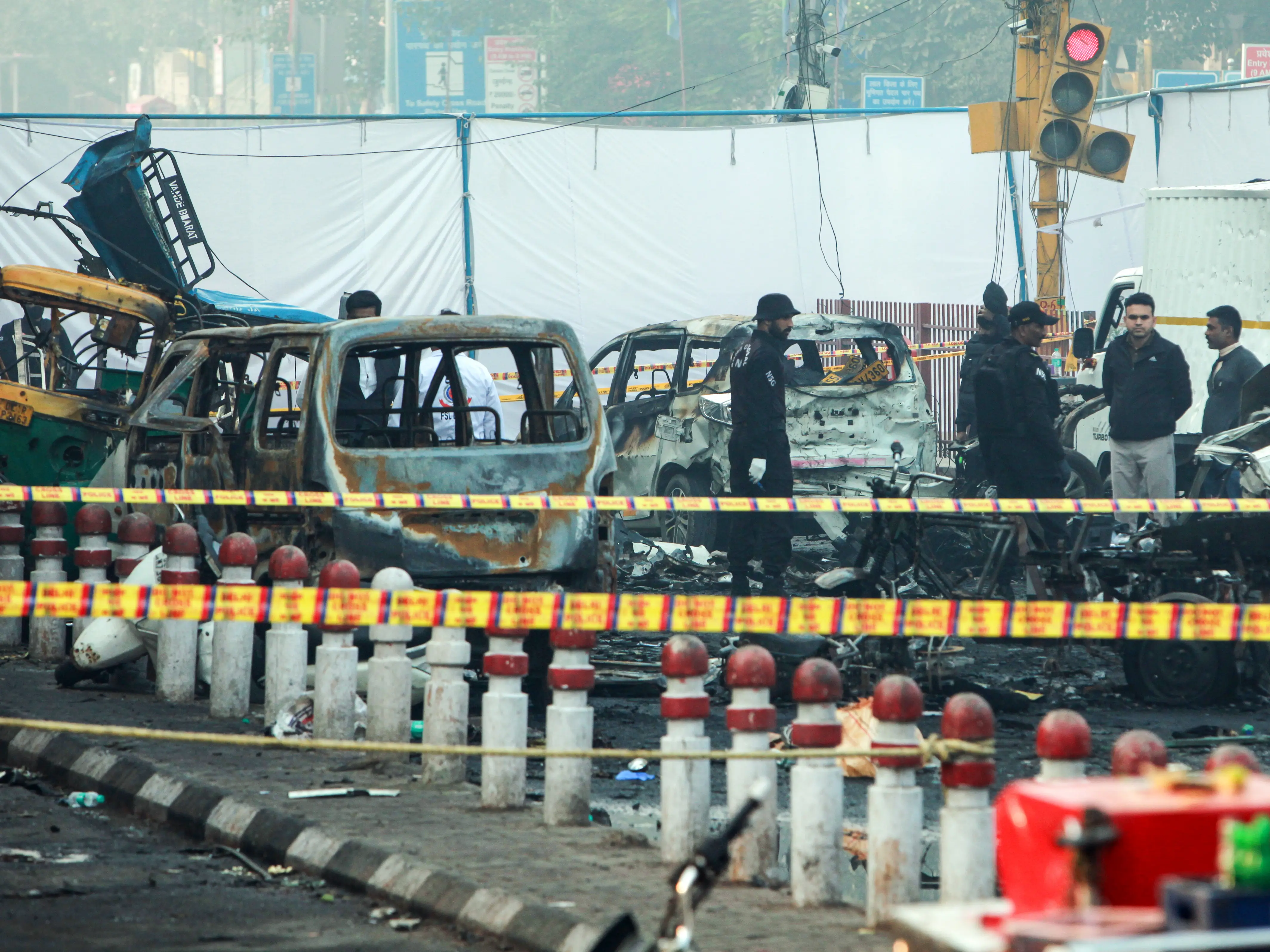 Delhi’s Red Fort bomber changed target at last minute? NIA reveals his original plan Delhi’s Red Fort bomber changed target at last minute? NIA reveals his original plan