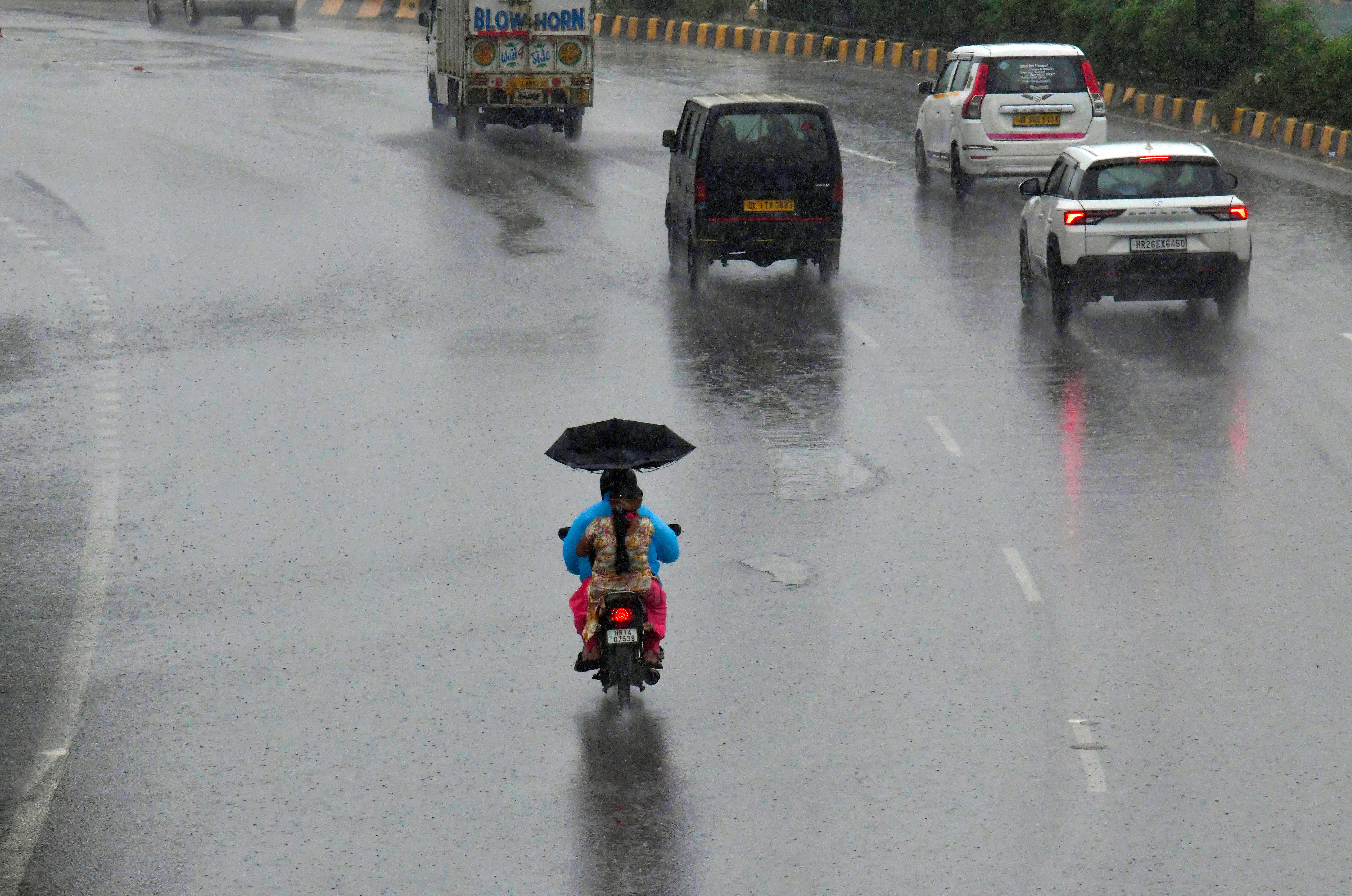 Red alert in Delhi: Heavy rain lashes national capital as world leaders arrive for BRICS Summit