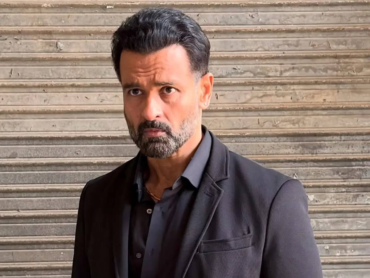 Rohit Roy takes a dig at television industry; calls it a ‘dustbin medium’ Rohit Roy takes a dig at television industry; calls it a ‘dustbin medium’