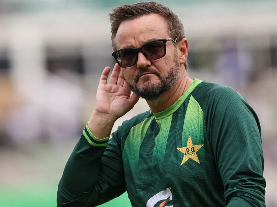 'I'd be open to it': Mike Hesson expresses interest in Pakistan Test coaching role