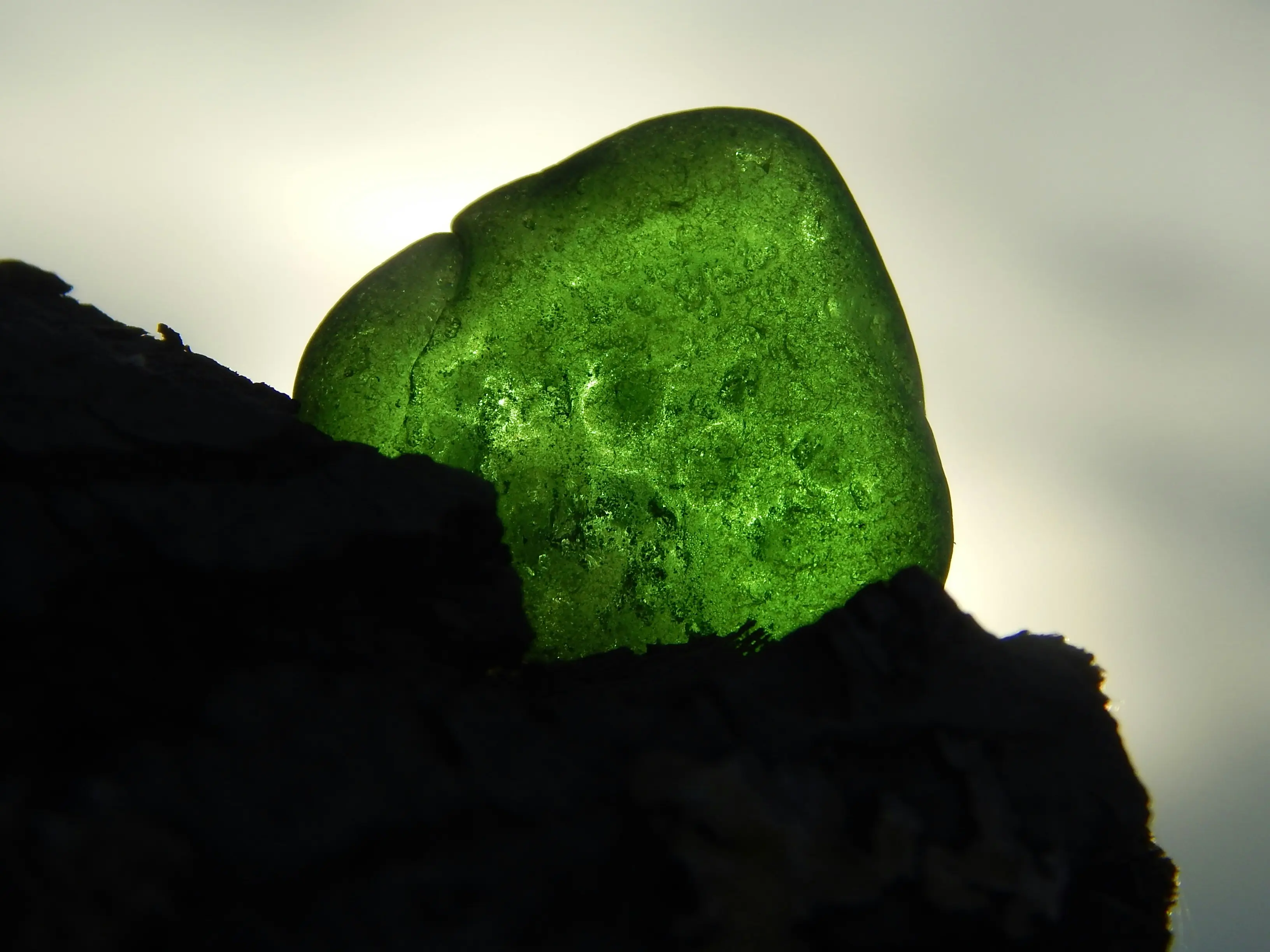 Saudi Arabia discovers 110 million tonnes of Uranium-rich ore in Madinah region Saudi Arabia discovers 110 million tonnes of Uranium-rich ore in Madinah region