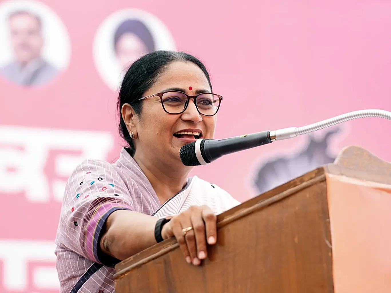 Delhi govt approves ‘DURGA’ scheme, 1,300 pink e-autos for women, transgender persons Delhi govt approves ‘DURGA’ scheme, 1,300 pink e-autos for women, transgender persons