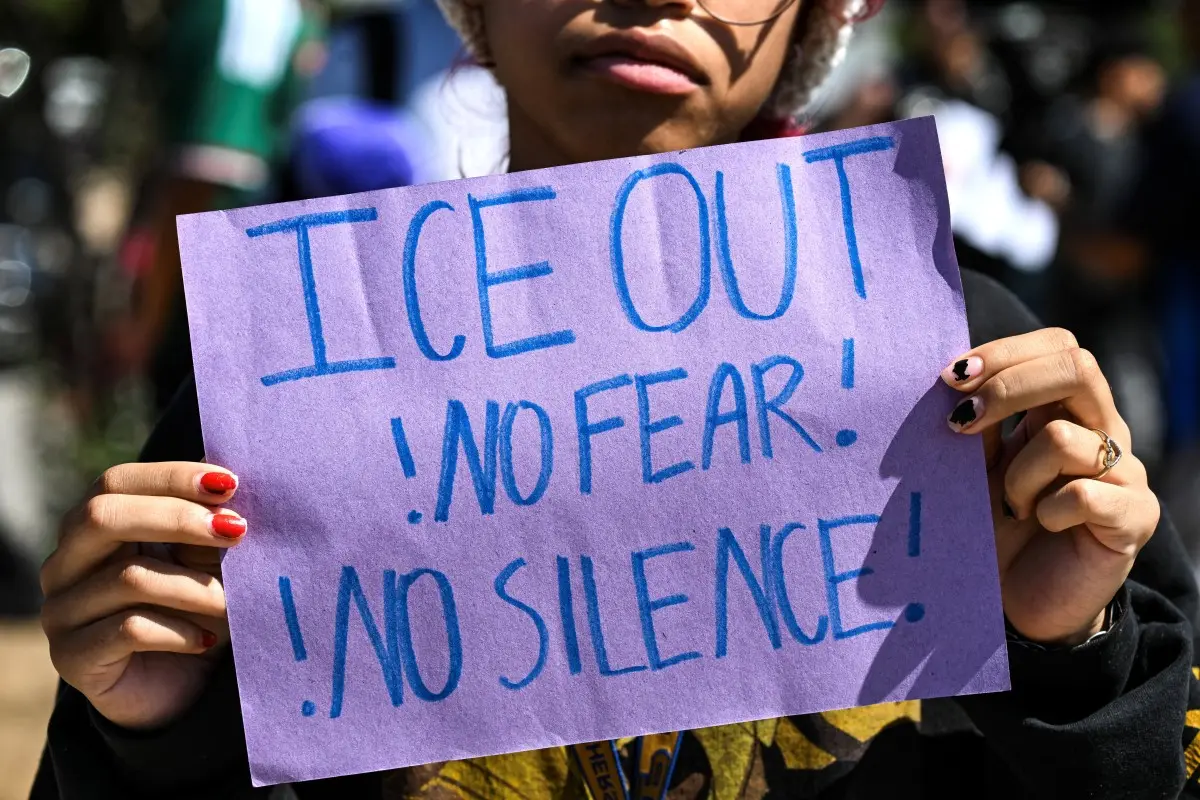 US citizen injured in Illinois after ICE agents mistook him for fugitive, hospitalised