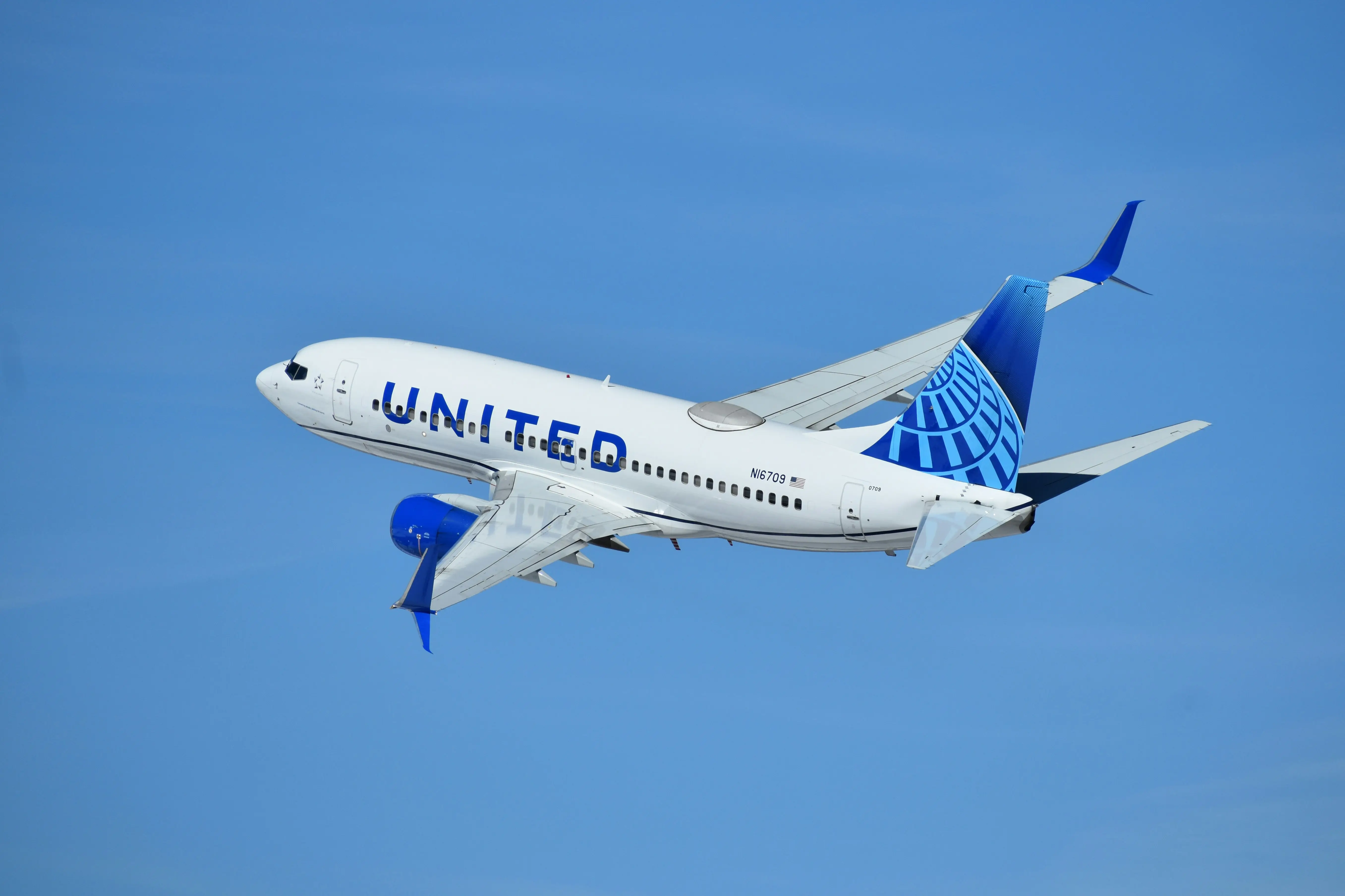 Woman alleges man 'stared and masturbated' on United flight, and crew took no action