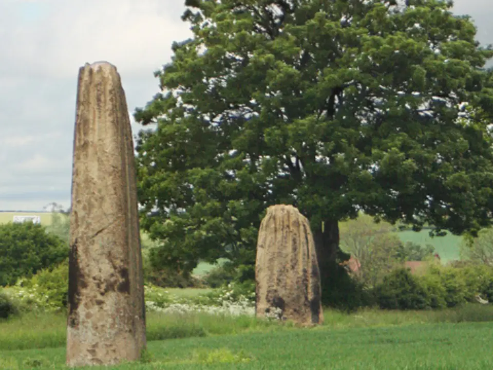 4,000-year-old, 28-ton mystery stones in England were not carried by ice 4,000-year-old, 28-ton mystery stones in England were not carried by ice
