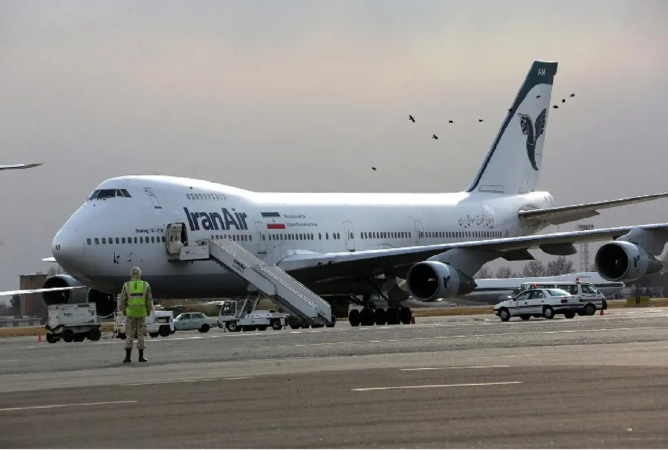 UAE suspends all Iranian airline flights as US sanctions come into effect