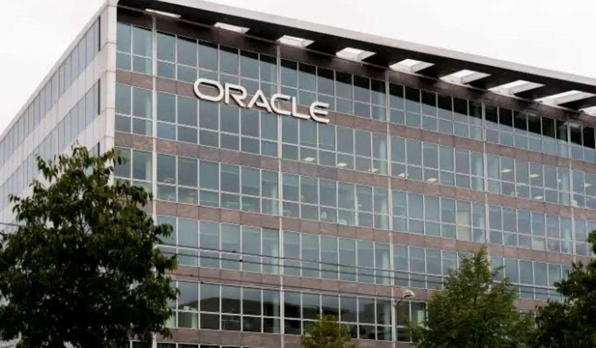 Oracle shares fall 5% as costly AI infrastructure project raises investor questions