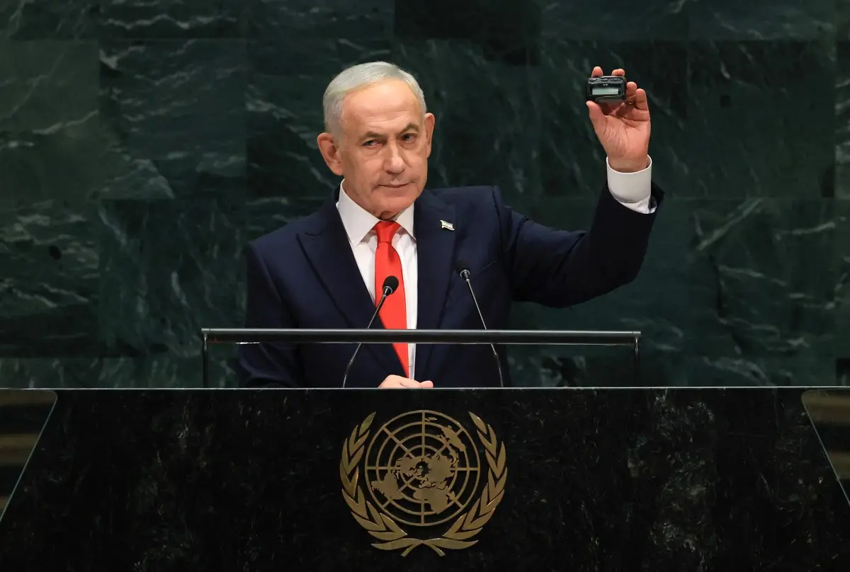 Netanyahu brandishes pager during UN speech