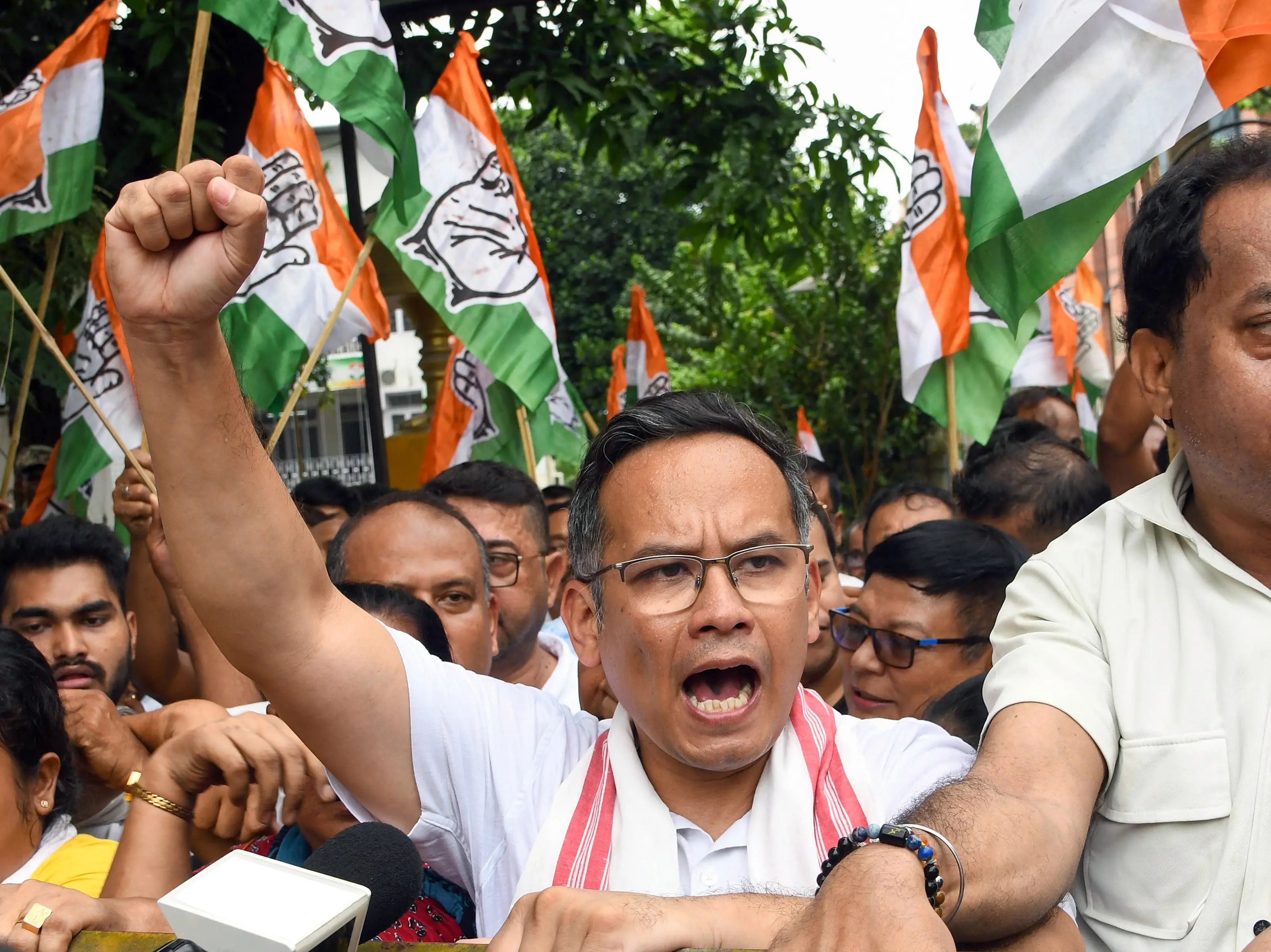 SIR row: Congress stages nationwide protests, demands CEC Gyanesh Kumar's resignation, Gaurav Gogoi detained SIR row: Congress stages nationwide protests, demands CEC Gyanesh Kumar's resignation, Gaurav Gogoi detained