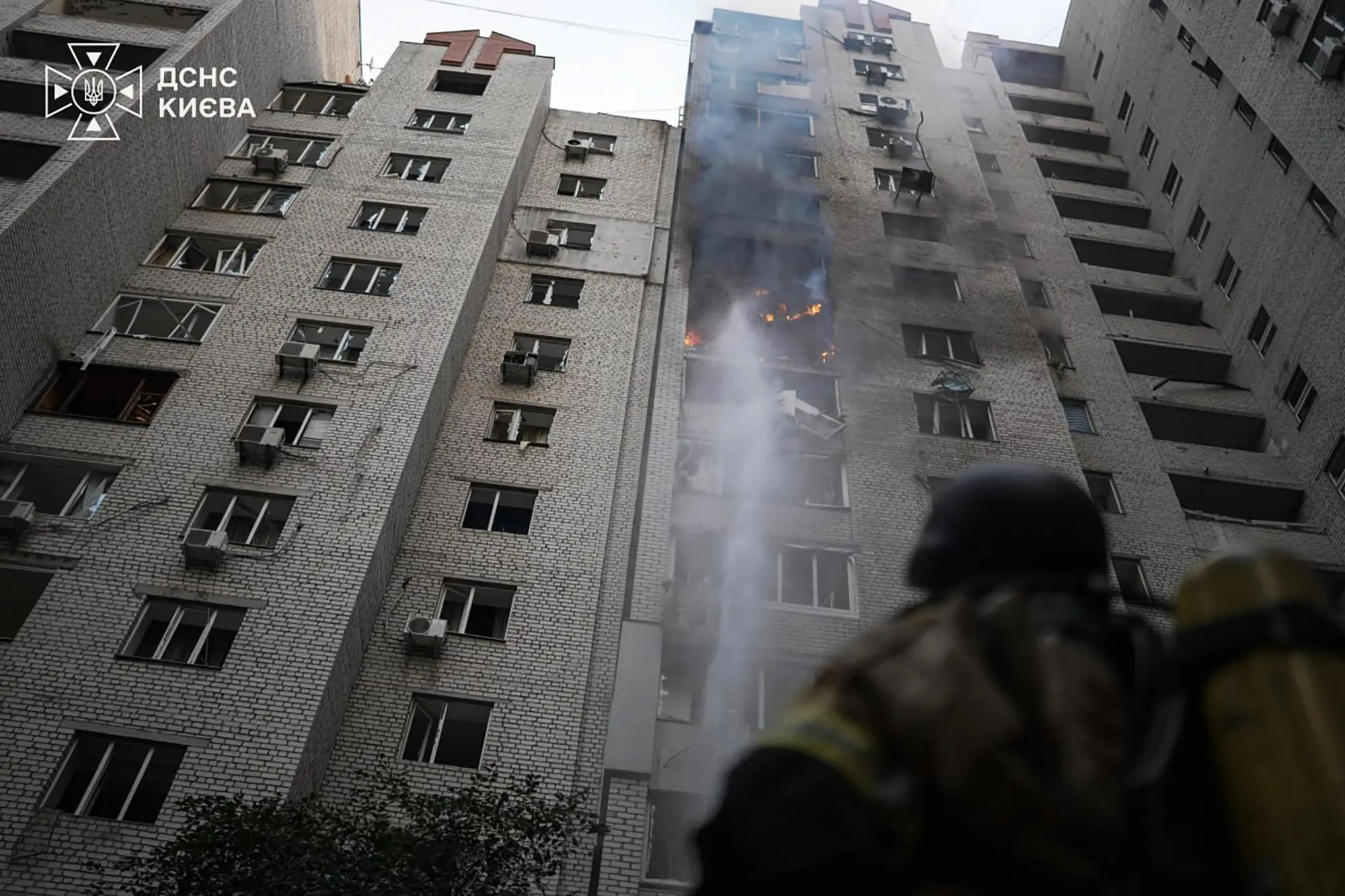 Deadly strikes hit Kyiv in broad daylight