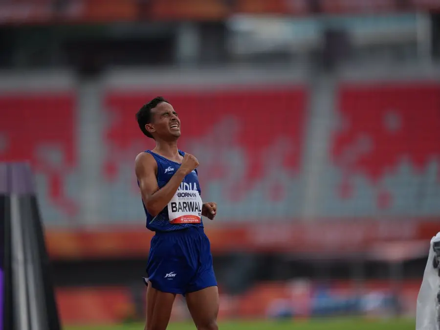 Sawan Barwal smashes national record to win Asian Games silver in men's marathon