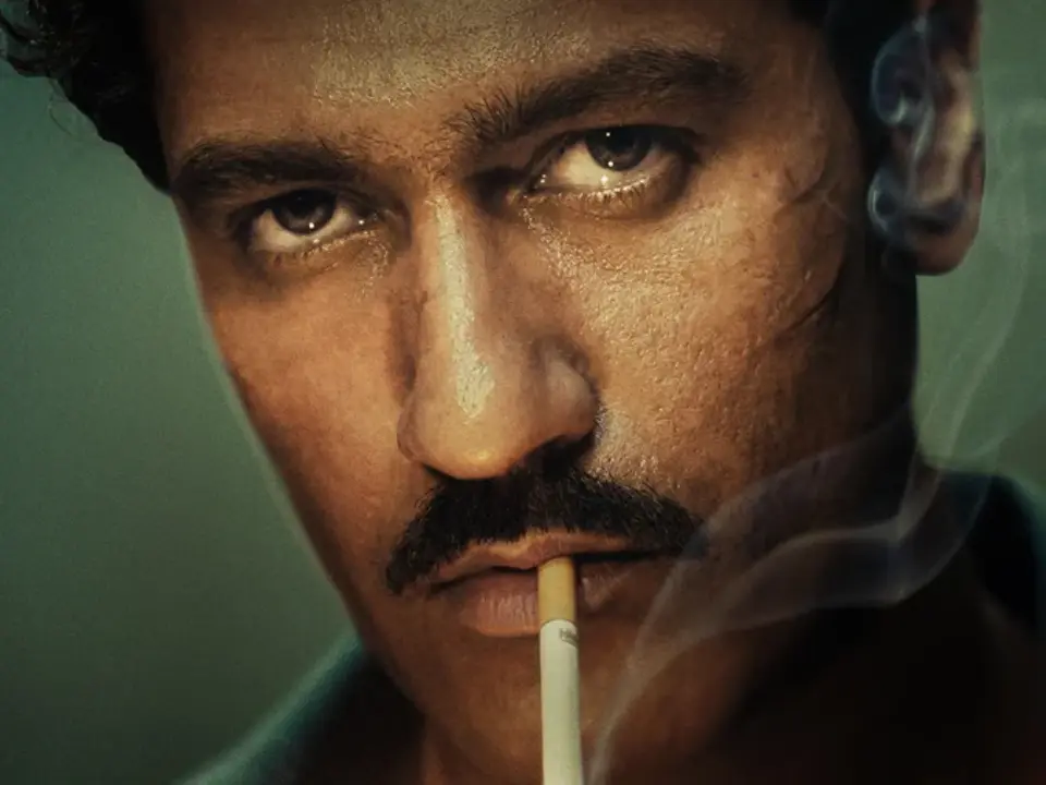 Vicky Kaushal's first look from Love and War is out! Actor looks fierce in the poster Vicky Kaushal's first look from Love and War is out! Actor looks fierce in the poster
