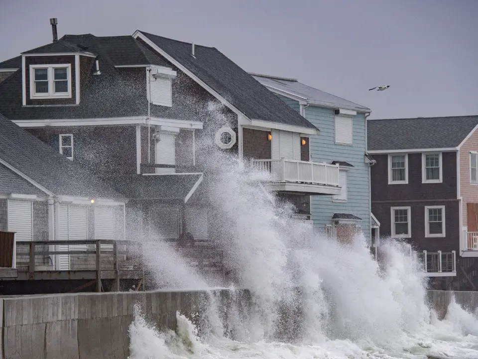 1884 shipwreck uncovered in Nantucket as nor'easter lashes US East Coast 1884 shipwreck uncovered in Nantucket as nor'easter lashes US East Coast