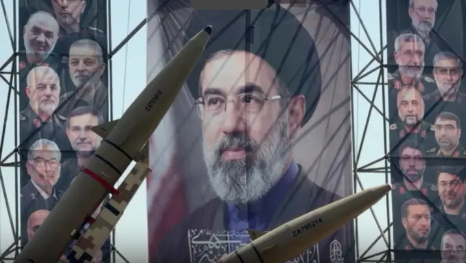 'Kill Trump' banner displayed beside Zolfaghar missiles, Shahed drone in Tehran