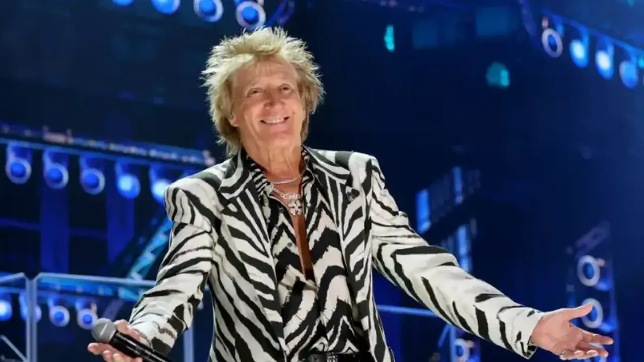 Rod Stewart announces final rock and roll tour following health concerns; details inside