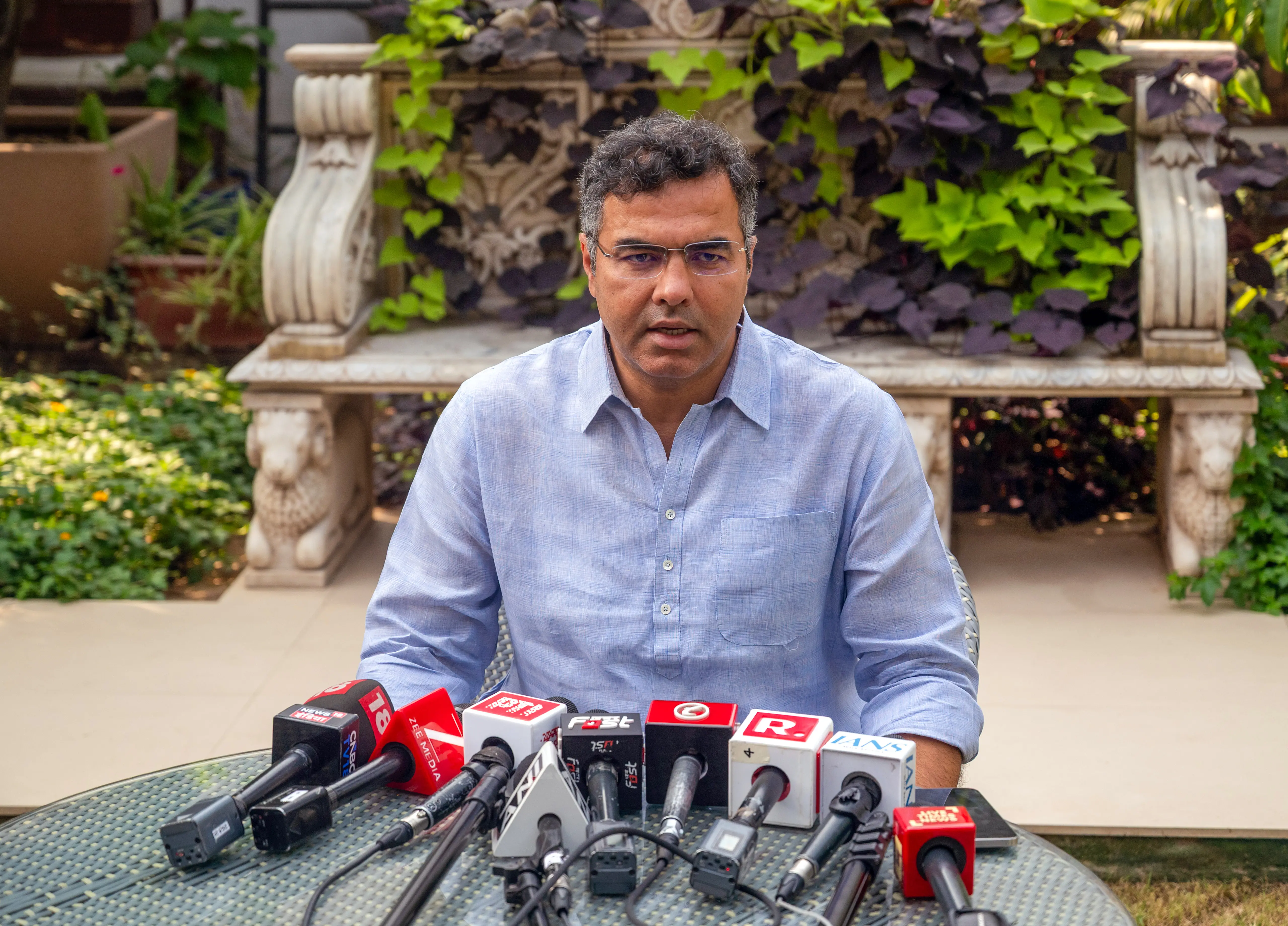 Delhi Police take legal action against PWD minister Parvesh Verma over slapping incident