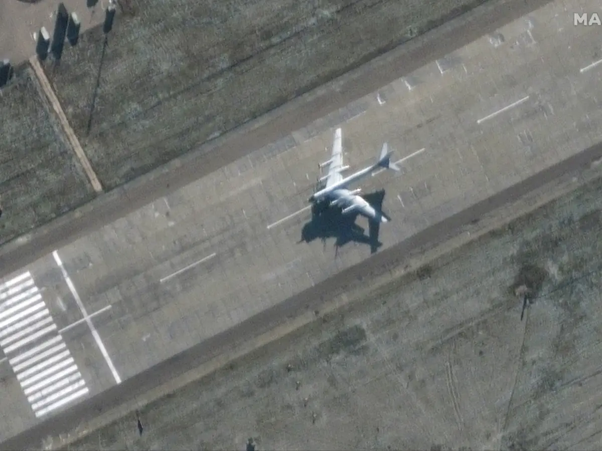 Russian nuclear-capable Tu-95 bomber crashes after takeoff ...