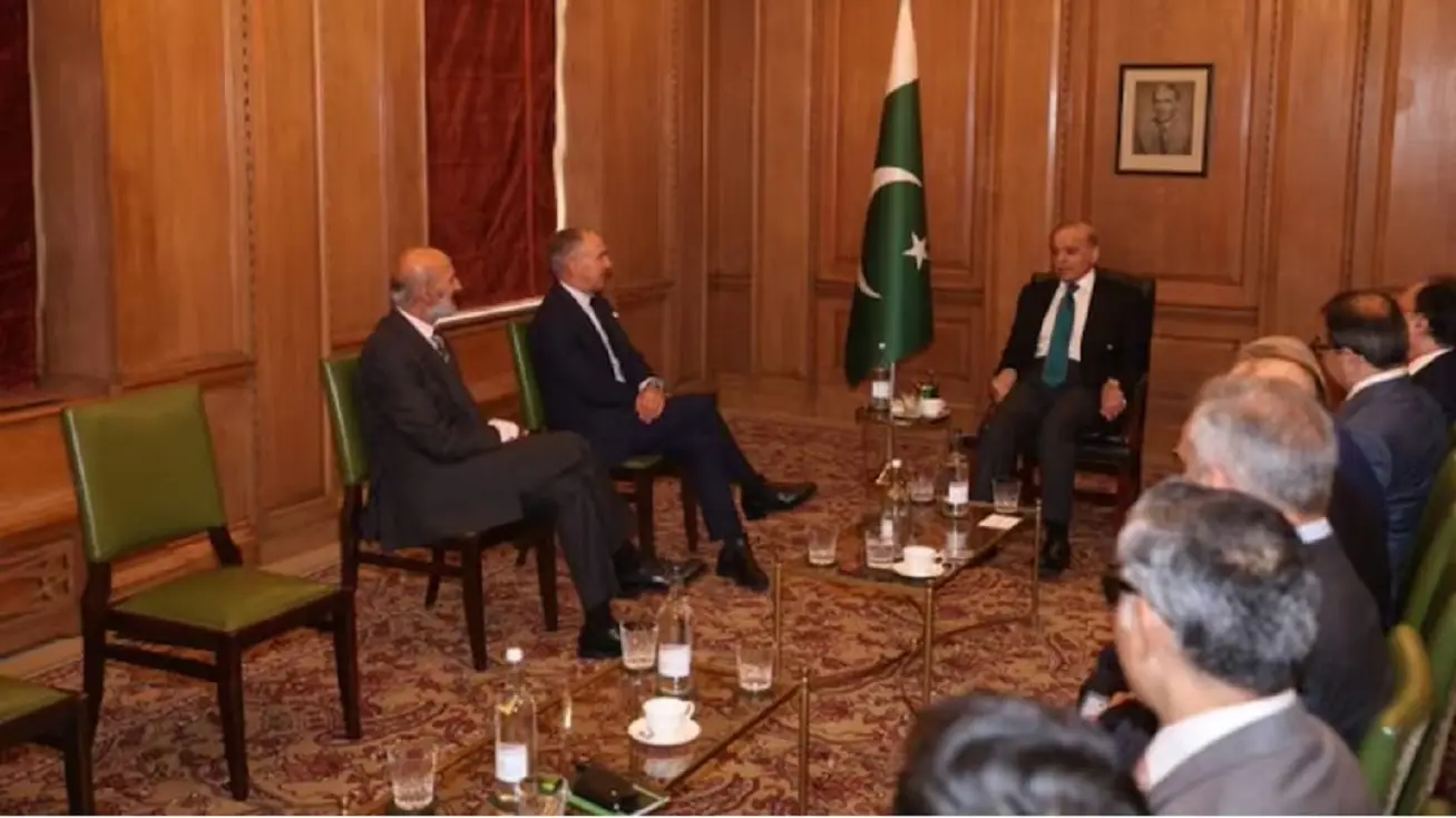 ‘Yahoodi agent’, ‘begging for funds’: Pakistanis slam PM Shehbaz Sharif over meeting with Israel-linked Rothschild & Co