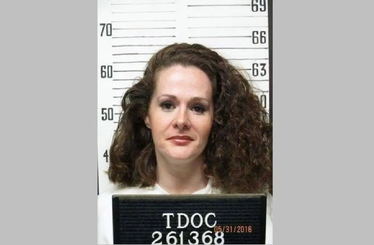 US court temporarily halts execution of Christa Pike, first woman Tennessee may put to death in 200 years