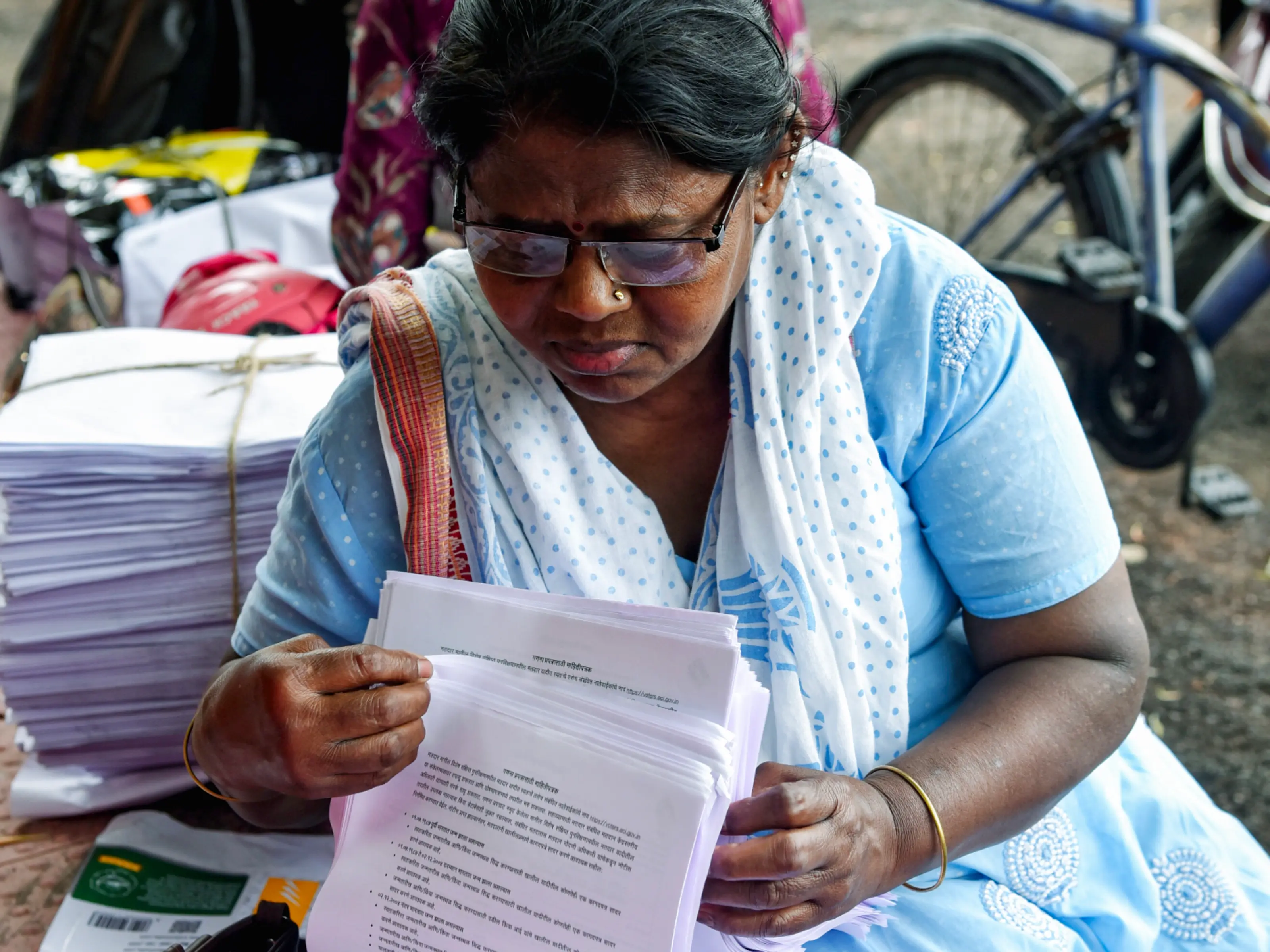 SIR: BLOs pressured to sign Form-7 applications seeking Muslim voter deletions in Karnataka SIR: BLOs pressured to sign Form-7 applications seeking Muslim voter deletions in Karnataka