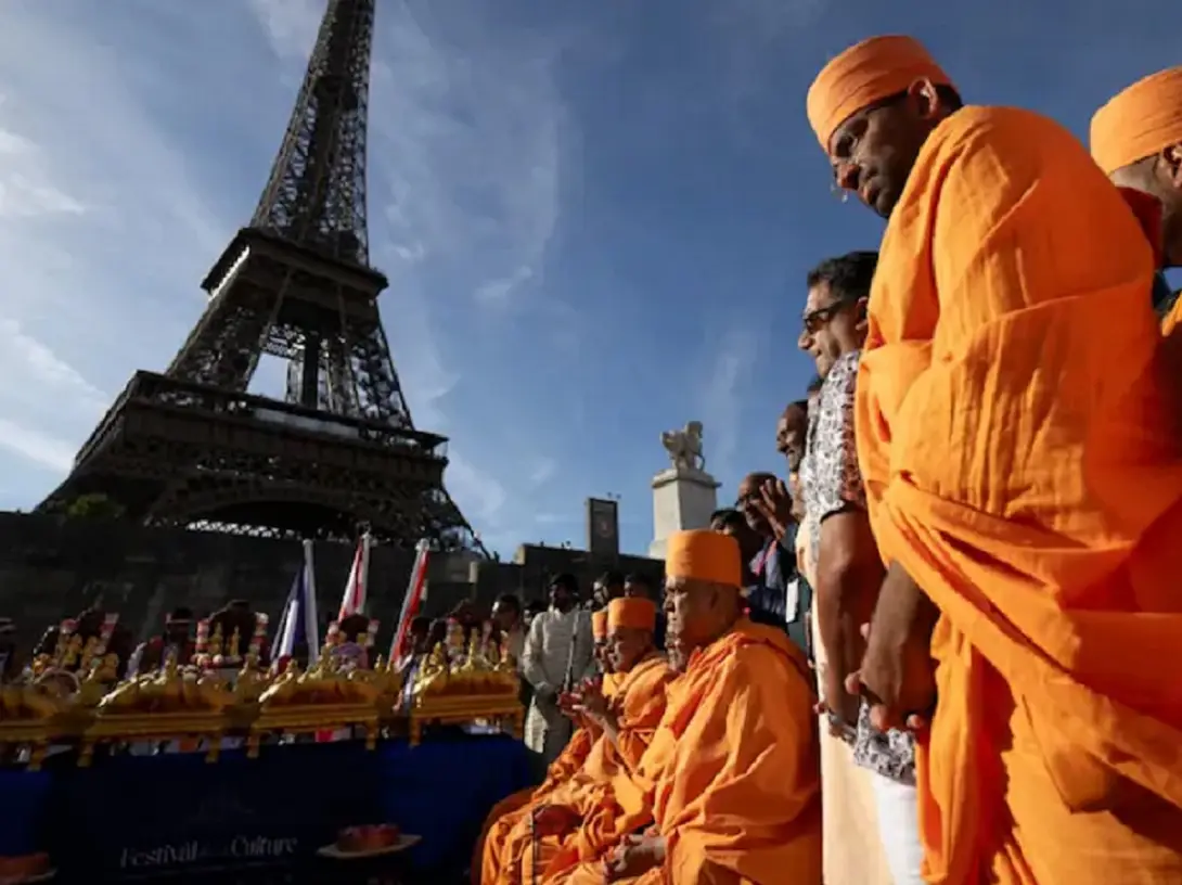 Eiffel Tower probe finds ‘no explicit request’ from BAPS delegation to remove female staff Eiffel Tower probe finds ‘no explicit request’ from BAPS delegation to remove female staff