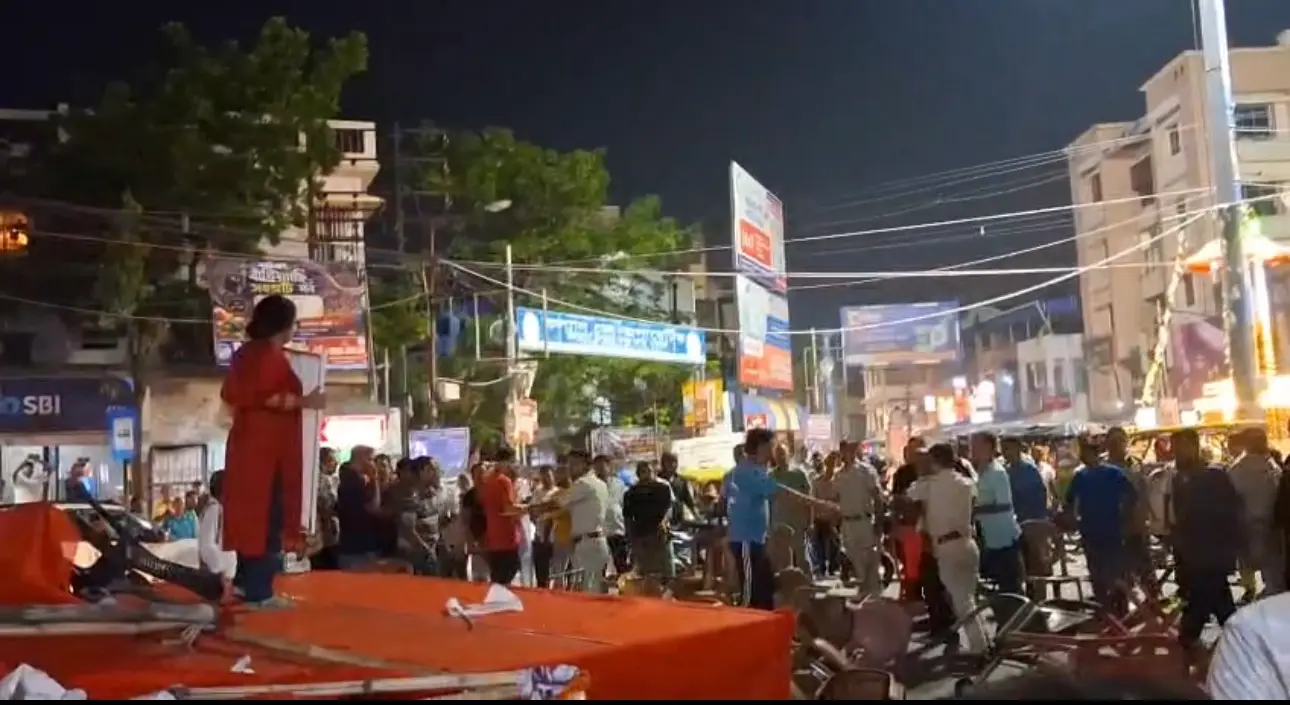 Violence erupts at CPM-SFI ‘Save Democracy’ meeting in Birati as CPM, BJP trade blame; several injured