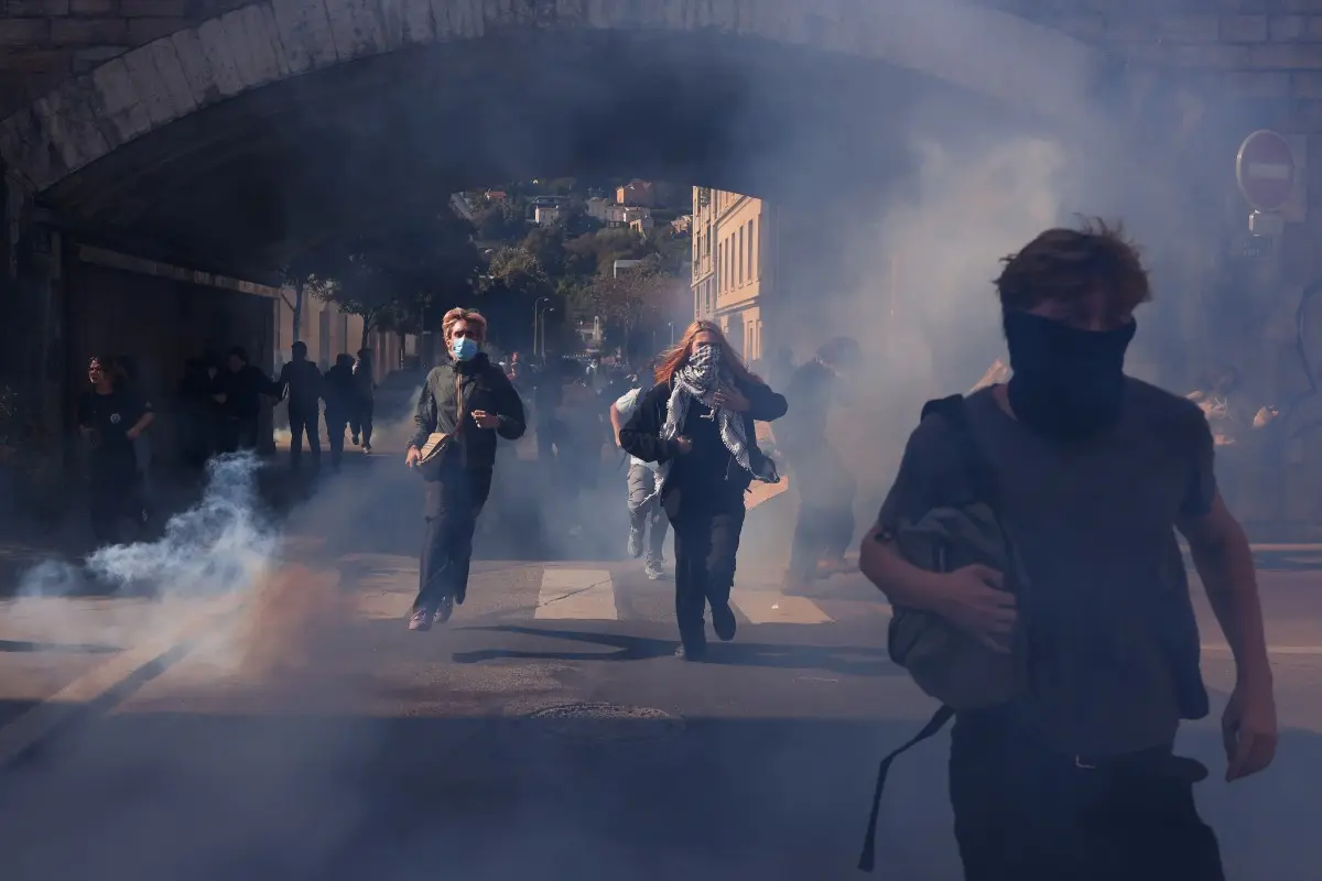 France accuses 'radical left' as protests grow, 2,000 students detained | Gravitas