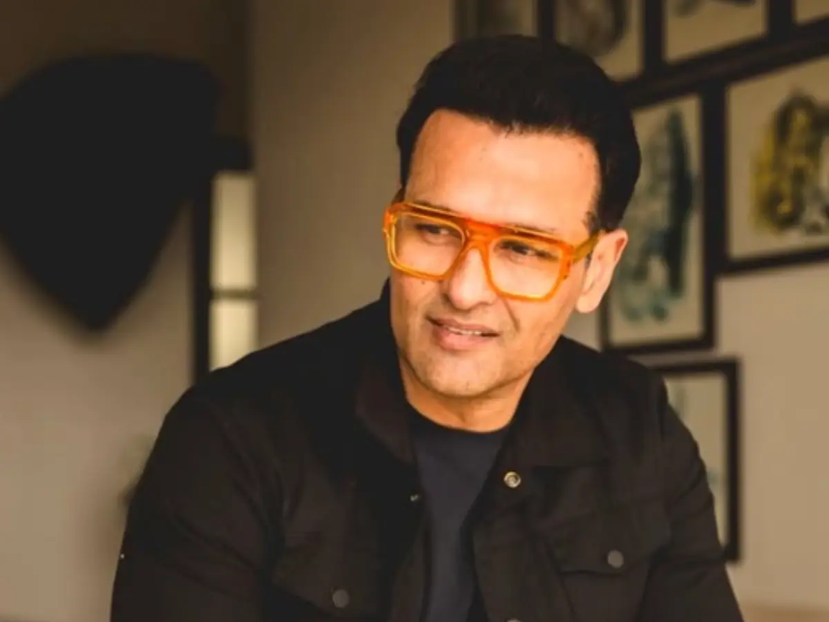 Rohit Roy faces personal attacks from younger actors over ‘dustbin medium’ remark Rohit Roy faces personal attacks from younger actors over ‘dustbin medium’ remark
