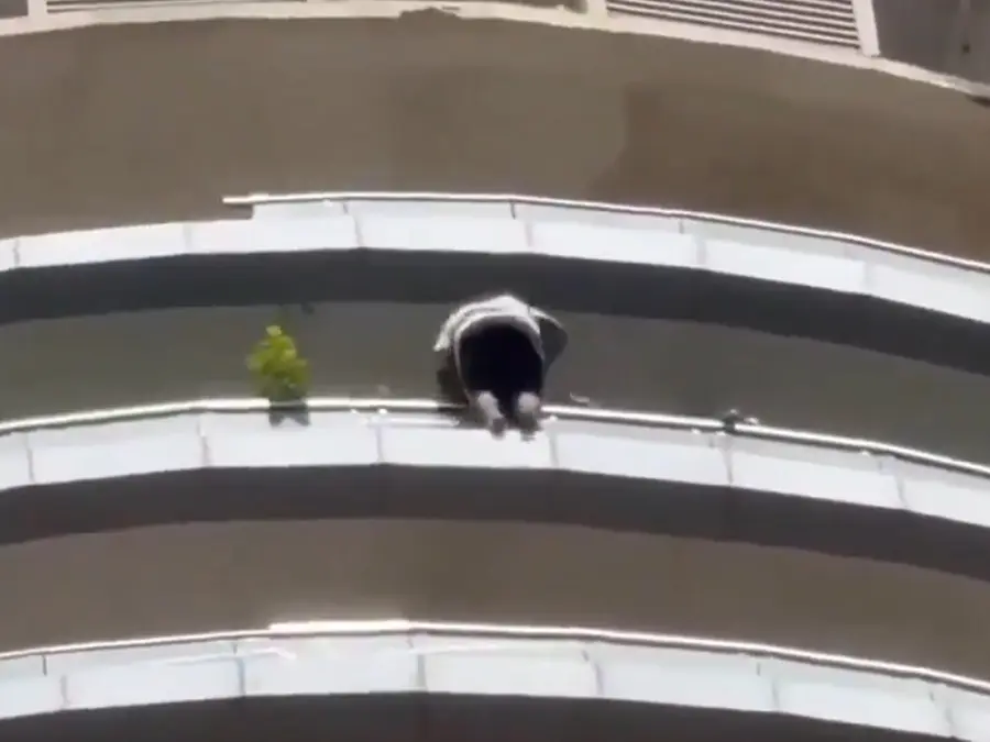Man dies after jumping from 43rd floor of Noida’s Supernova complex