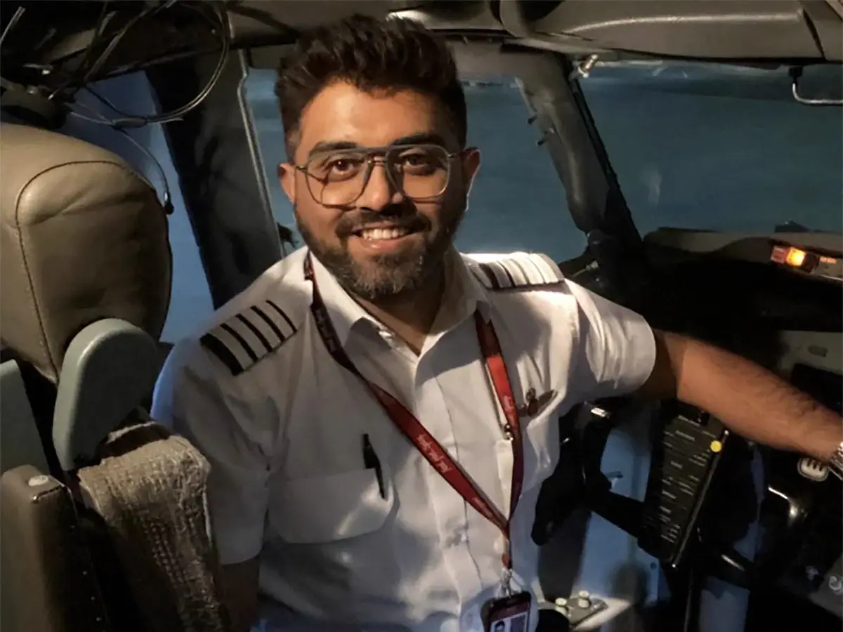 'You are a hero for Israel, India, and the entire world': Netanyahu tells Indian pilot who saved Flydubai flight | Video 'You are a hero for Israel, India, and the entire world': Netanyahu tells Indian pilot who saved Flydubai flight | Video