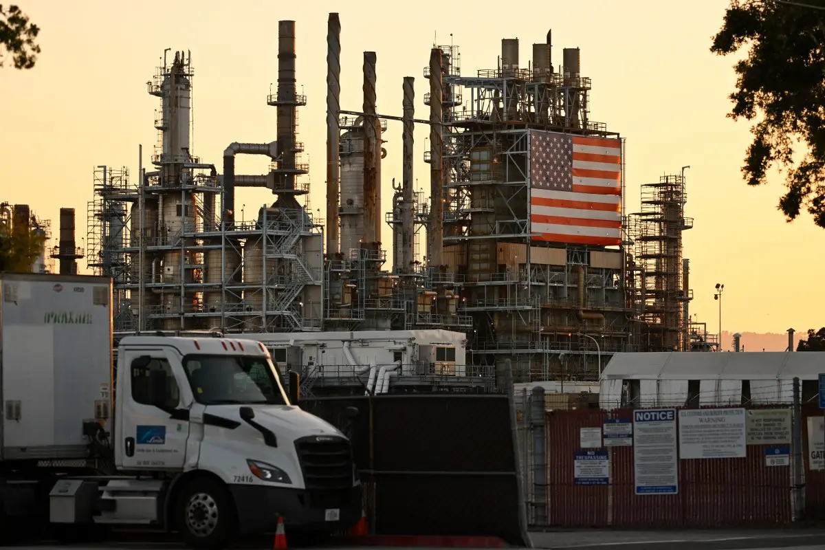 Diesel crisis deepens as global supplies shrink, crack spreads hit record highs