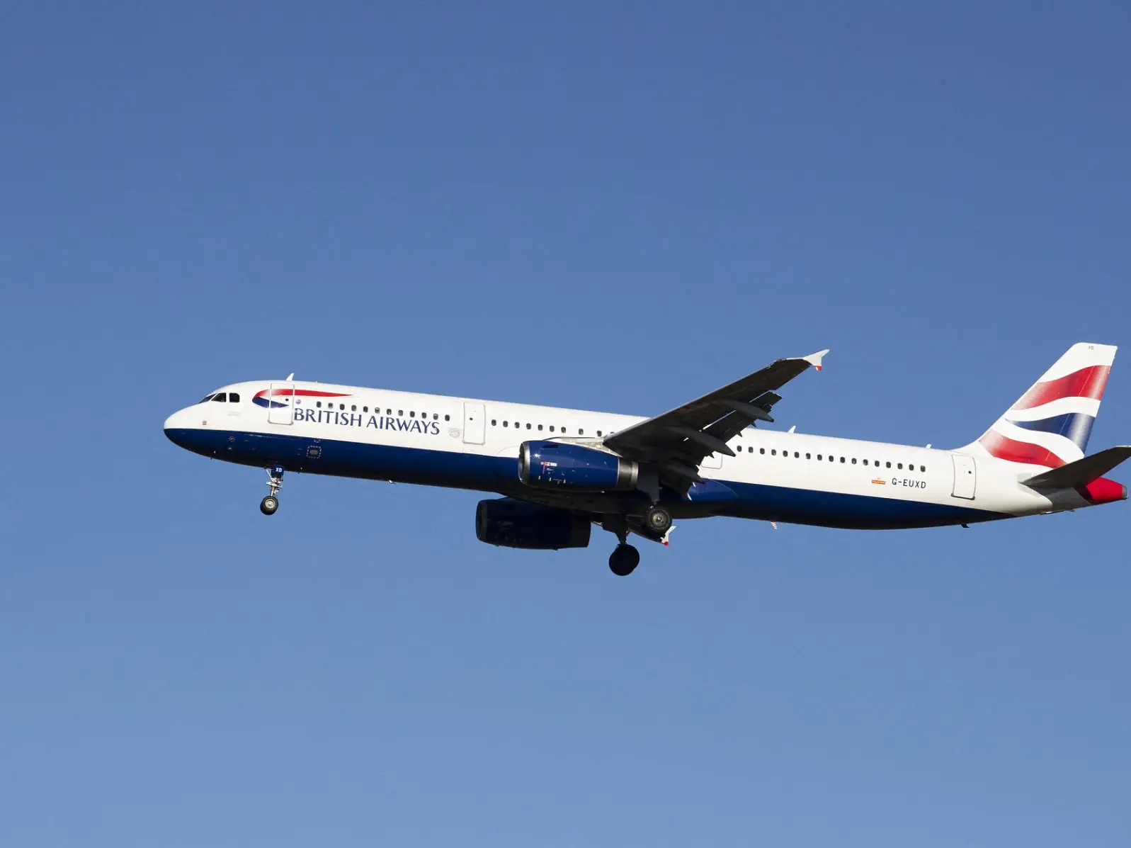 British Airways BA295 squawks 7700, drops 28,000 feet before turning back to London British Airways BA295 squawks 7700, drops 28,000 feet before turning back to London