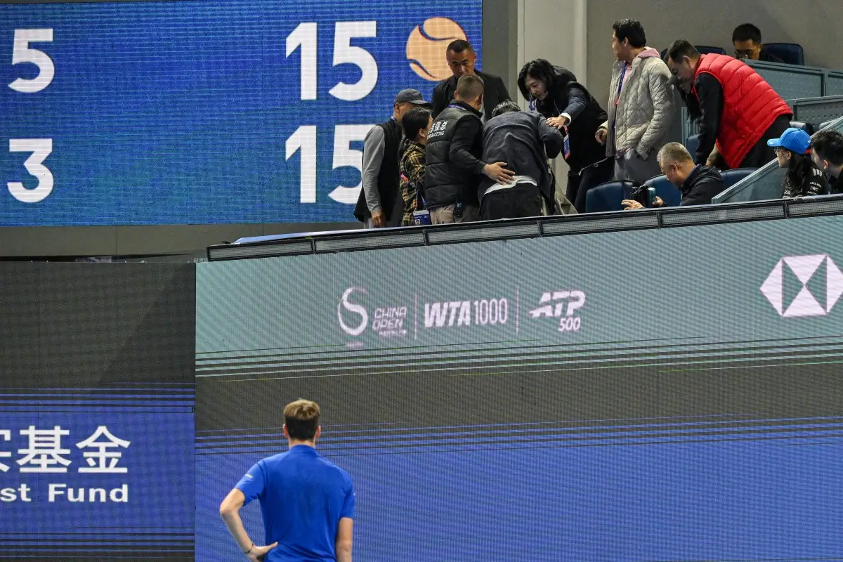 Daniil Medvedev reveals why he struck ball that hit spectator at China Open