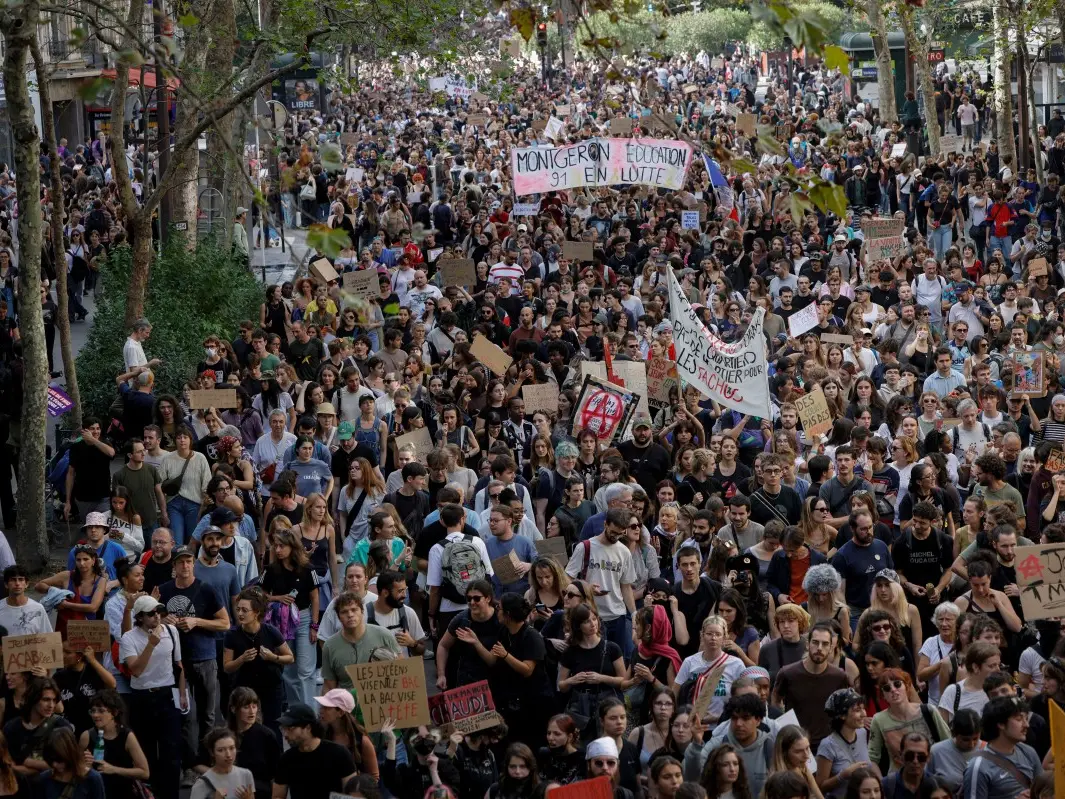Trump blames France unrest on ‘out-of-control migration’ and 'Islam' Trump blames France unrest on ‘out-of-control migration’ and 'Islam'