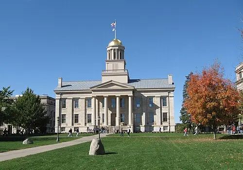 Iowa: A deep-red state suddenly back in the Senate spotlight