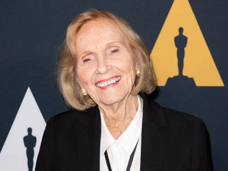 Eva Marie Saint, Oscar winner of Hollywood classics, dies at 102