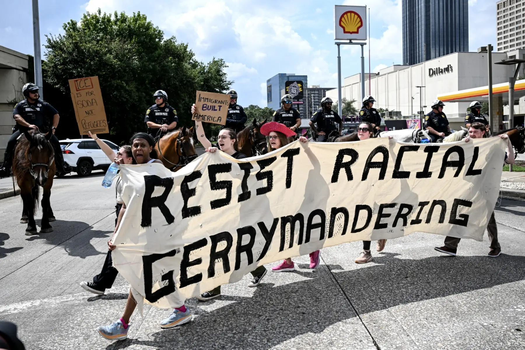Alabama: A race and voting-rights battle