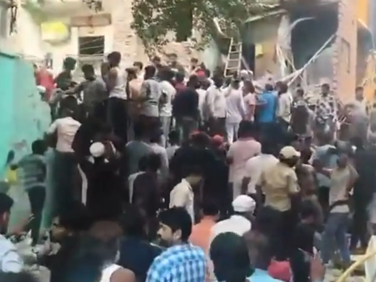 5-storey house collapses in Delhi's Seemapuri, people suspected trapped, 2 injured