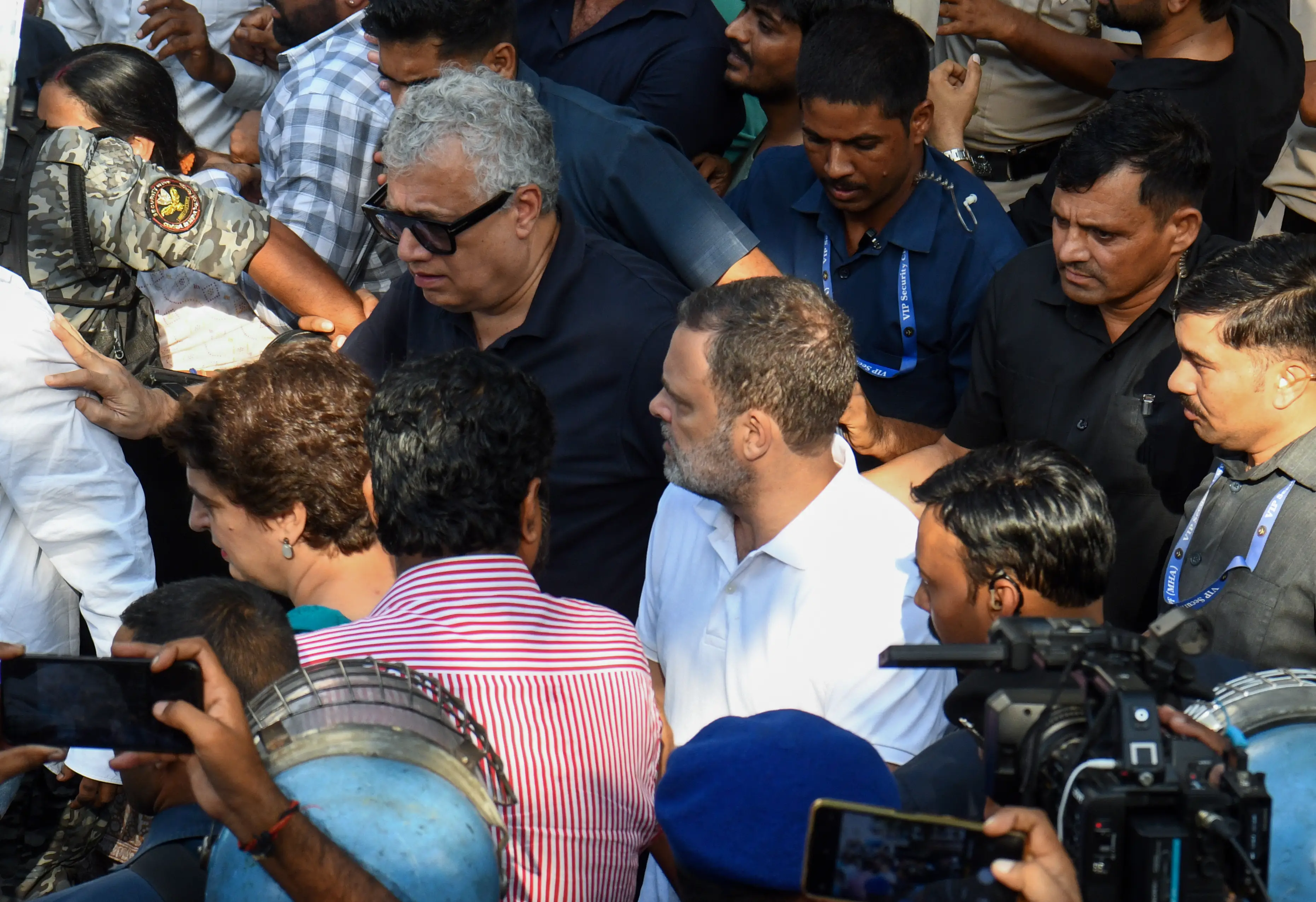 SIR protest: Rahul Gandhi, others detained as Opposition marches to Jantar Mantar against CEC