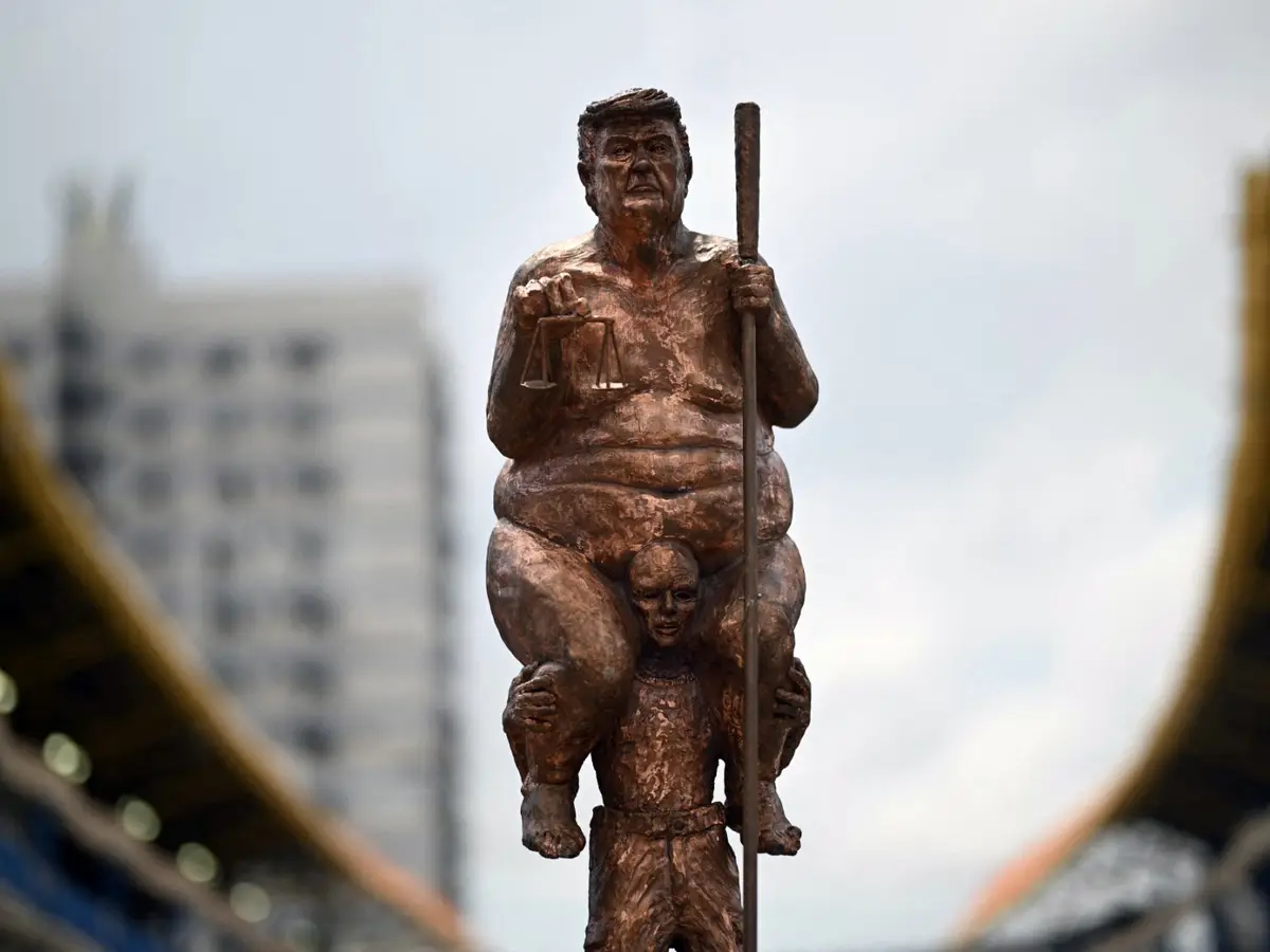 Trump's naked 23-karat gold statue unveiled near European Parliament