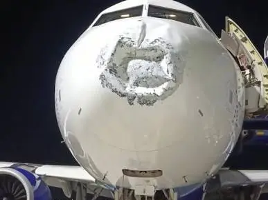 Lightning strikes IndiGo Patna-Lucknow flight at 17,000 feet, damages nose; all 110 safe Lightning strikes IndiGo Patna-Lucknow flight at 17,000 feet, damages nose; all 110 safe