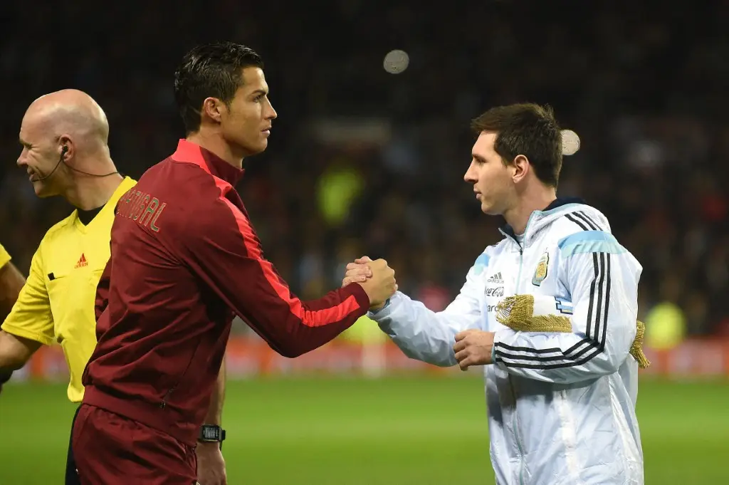 Ronaldo sends 'a hug' after Messi says he misses 'wearing the blue and white'