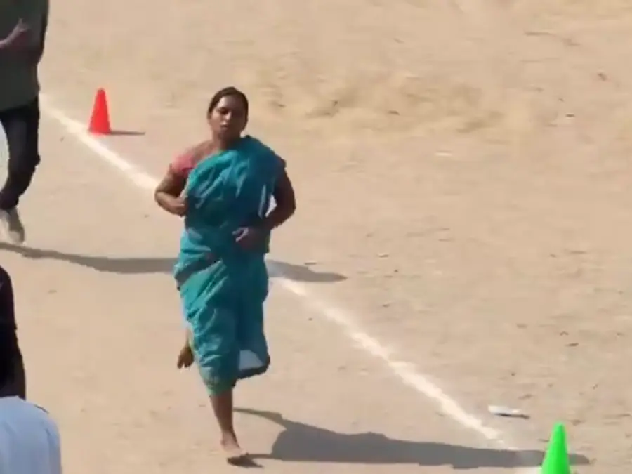 'She is a super woman': Netizens react after Jharkhand woman runs 1,600m barefoot in saree for job - WATCH