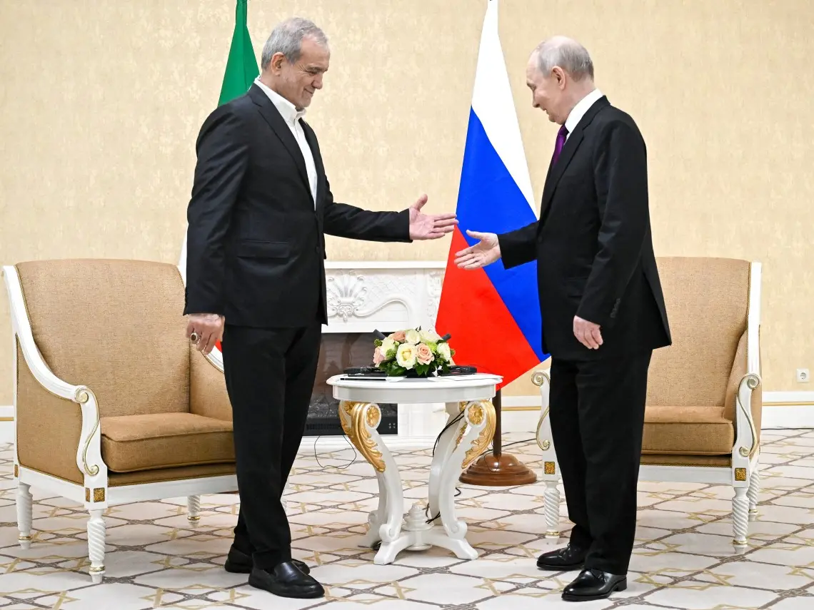 Russia president Putin promises to 'do everything' to help settle Middle East conflict as US-Iran negotiations stall Russia president Putin promises to 'do everything' to help settle Middle East conflict as US-Iran negotiations stall