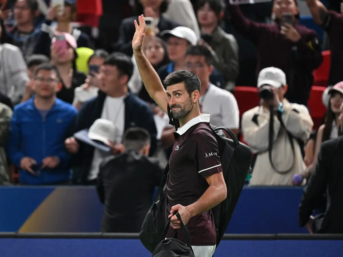 Hurkacz Stuns Djokovic in Shanghai Masters Second Round