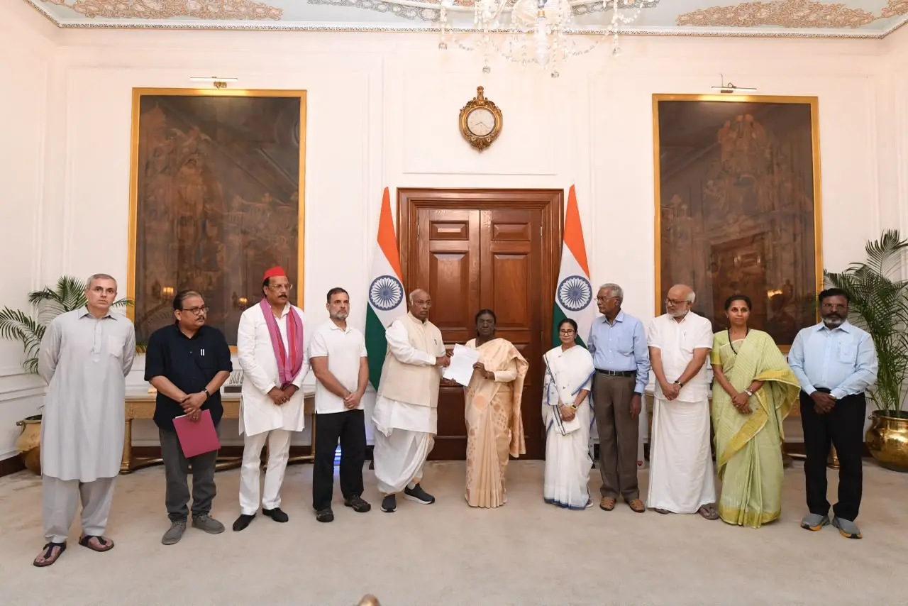 From CEC’s resignation to paper ballots: INDIA bloc’s 4 demands to President Murmu