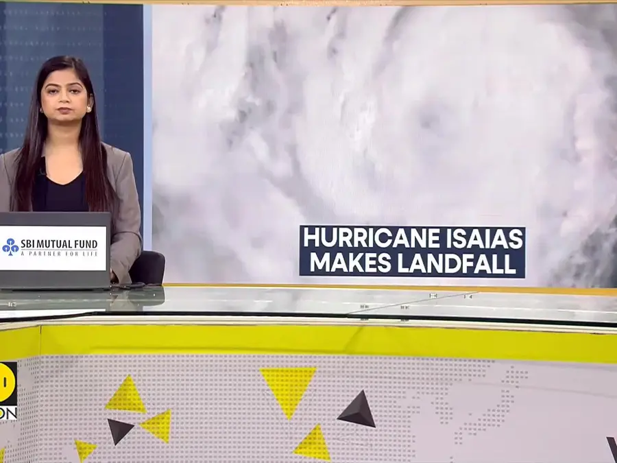 Hurricane Isaias bears down on Florida with fast winds 