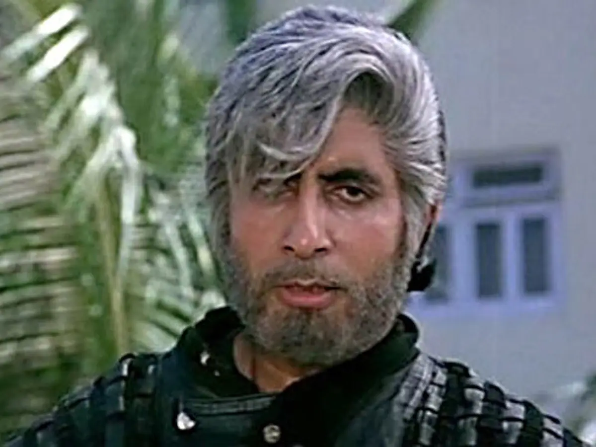 "Rishte mein toh hum tumhare baap lagte hain, naam hai Shahenshah!" – Shahenshah (1988)