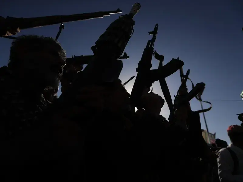 Yemeni government forces advance against Houthis to secure strategic Red Sea waterway Yemeni government forces advance against Houthis to secure strategic Red Sea waterway