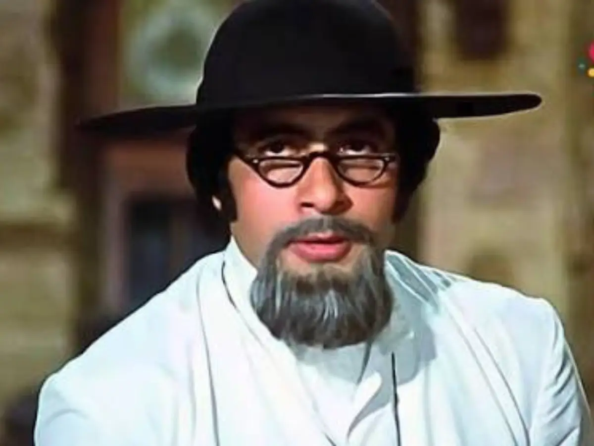 Anthony Gonsalves in Amar Akbar Anthony